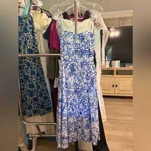 Chic Blue and White Floral Midi Dress